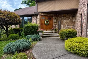 135 Regency Dr, South Union Township, PA 15401 - Photo 3