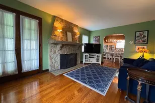 608 E 10th Ave, Tarentum, PA 15084 - Photo 5