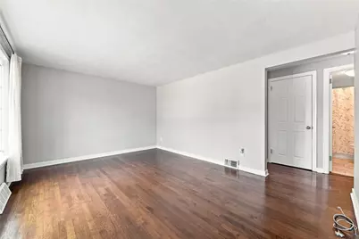 6746 W Barivista Dr, Verona, PA 15147 - Photo 3