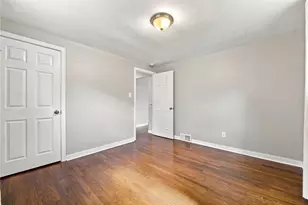 6746 W Barivista Dr, Verona, PA 15147 - Photo 11