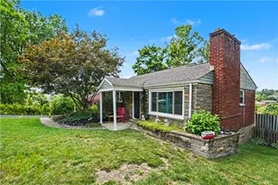 1242 Arrowood Dr, Pittsburgh, PA 15243 - Photo 5