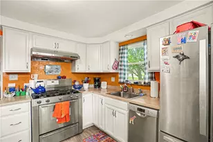 1242 Arrowood Dr, Pittsburgh, PA 15243 - Photo 13