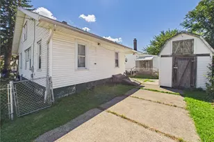 204 Goodrich St, Erie City, PA 16508 - Photo 15