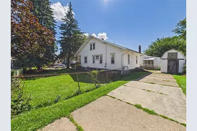 204 Goodrich St, Erie City, PA 16508 - Photo 17