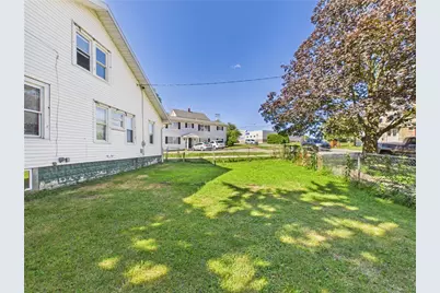 204 Goodrich St, Erie City, PA 16508 - Photo 11