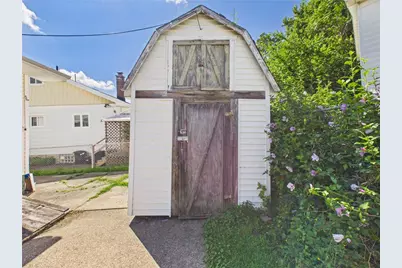 204 Goodrich St, Erie City, PA 16508 - Photo 19