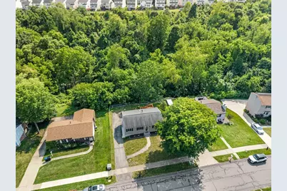 114 Darnley Dr, Moon/Crescent Twp, PA 15108 - Photo 3