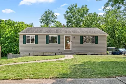 114 Darnley Dr, Moon/Crescent Twp, PA 15108 - Photo 1