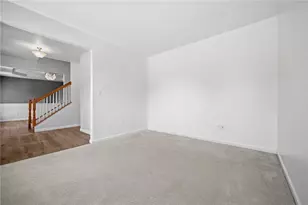 170 Broadstone Dr, Adams Township, PA 16046 - Photo 5