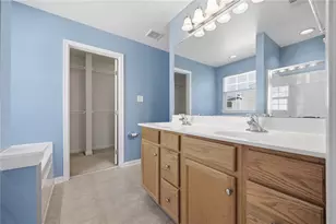 170 Broadstone Dr, Adams Township, PA 16046 - Photo 15