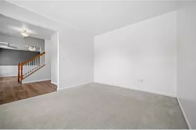 170 Broadstone Dr, Adams Township, PA 16046 - Photo 5