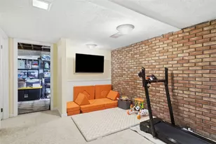 1538 King Charles Dr, Pittsburgh, PA 15237 - Photo 29