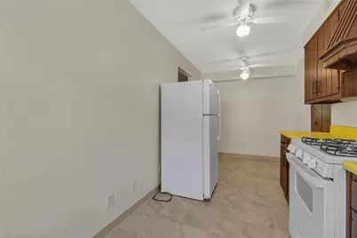 217 Greenwood Dr, Rochester, PA 15066 - Photo 7