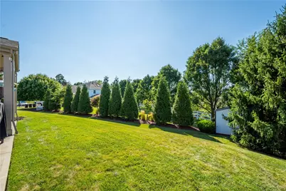 280 Palomino Dr, South Park, PA 15102 - Photo 11