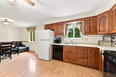 252 Boyce Park Dr, Pittsburgh, PA 15239 - Photo 5