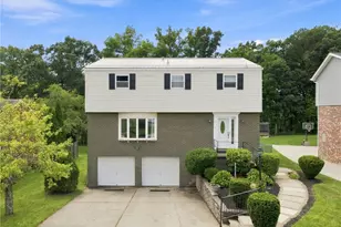 252 Boyce Park Dr, Pittsburgh, PA 15239 - Photo 1