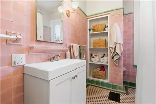 236 W Pike St, Canonsburg, PA 15317 - Photo 27