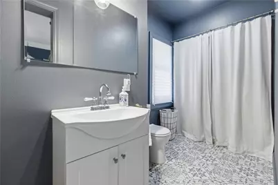 236 W Pike Street, Canonsburg, PA 15317 - Photo 17