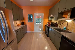 18 S 13th St, Pittsburgh, PA 15203 - Photo 7