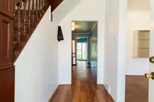 917 Tyndall St, Pittsburgh, PA 15204 - Photo 3