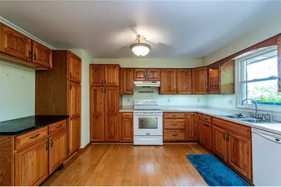 721 Hill Street, Hempfield Township, PA 15601 - Photo 15