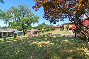 104 Highland Rd, Bethel Park, PA 15102 - Photo 29