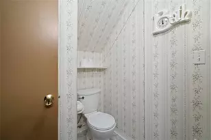 104 Highland Rd, Bethel Park, PA 15102 - Photo 25