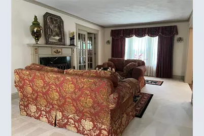 410 E Clen Moore Blvd, New Castle, PA 16105 - Photo 7