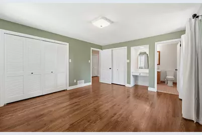 570 Clemson Drive, Pittsburgh, PA 15243 - Photo 17