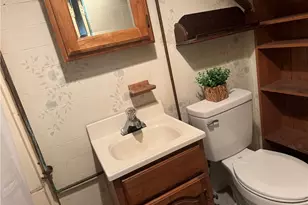 11 Green Oak, Scott Township, PA 15220 - Photo 21