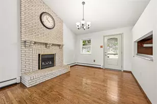 678 Smith Ln, Pittsburgh, PA 15205 - Photo 11