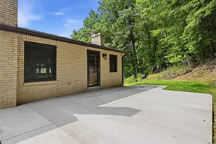 678 Smith Ln, Pittsburgh, PA 15205 - Photo 35