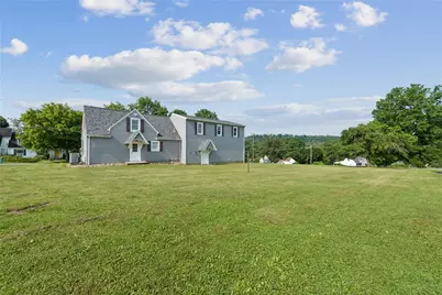 1676 E Laurel Circle, Mount Pleasant Township, PA 15666 - Photo 25