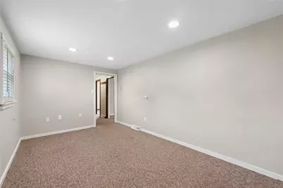 1676 E Laurel Circle, Mount Pleasant Township, PA 15666 - Photo 9