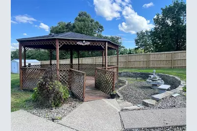 124 Oak Drive, Dry Tav-Rices Landing, PA 15344 - Photo 9