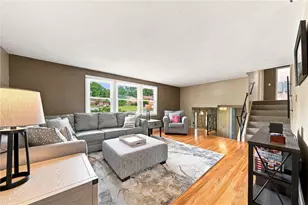 346 Coleman Dr, Monroeville, PA 15146 - Photo 5