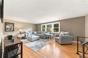 346 Coleman Dr, Monroeville, PA 15146 - Photo 3