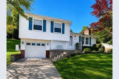 121 Glengarry Dr, Moon/Crescent Twp, PA 15108 - Photo 1