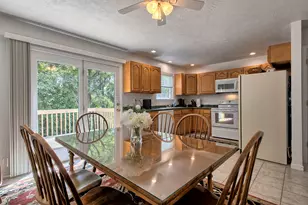 128 Odinwood Ct, Greensburg, PA 15601 - Photo 9