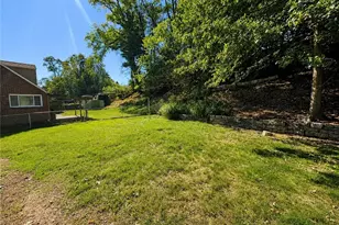 418 Pennwood Dr, Pittsburgh, PA 15235 - Photo 15