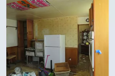 1705 Abraham St, McKeesport, PA 15132 - Photo 5