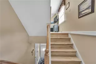 704 Cherry Blossom Ct, Delmont, PA 15626 - Photo 9