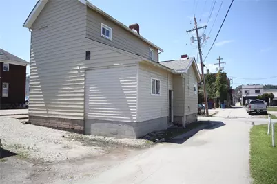 430 3rd St, California, PA 15419 - Photo 3