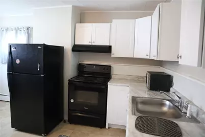 430 3rd St, California, PA 15419 - Photo 5