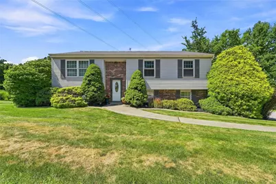 4062 Greenridge Dr, Pittsburgh, PA 15147 - Photo 1