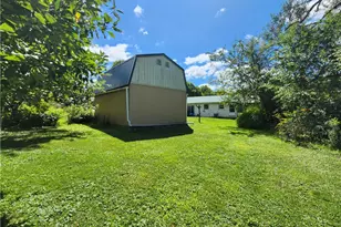 104 Sequoia Dr, Jackson Township, PA 16137 - Photo 3
