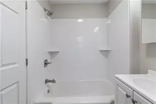 1728 Iowa Ave, West Mifflin, PA 15122 - Photo 21