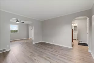 1728 Iowa Ave, West Mifflin, PA 15122 - Photo 7