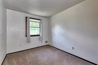 315 Dolomite Ct, Unity Township, PA 15650 - Photo 9