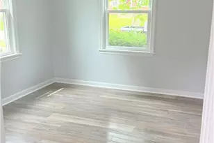 2310 Delaware Ave, New Castle, PA 16105 - Photo 5
